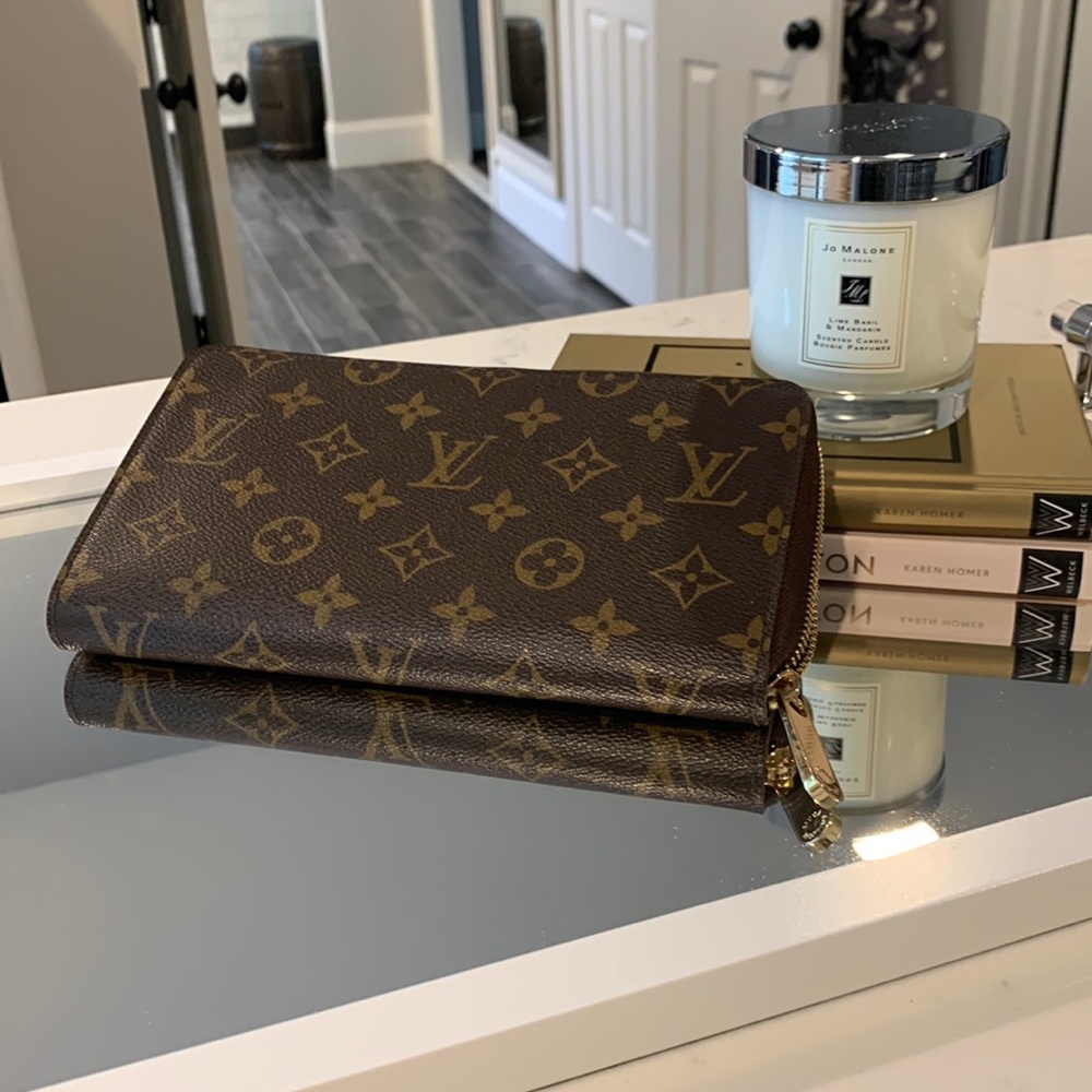 Brown LV full size wallet